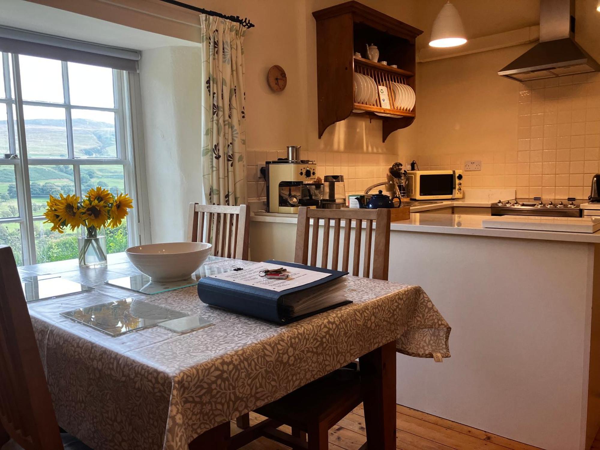 Plas Yn Yale With Mountain Views From All Windows Wrexham Dış mekan fotoğraf